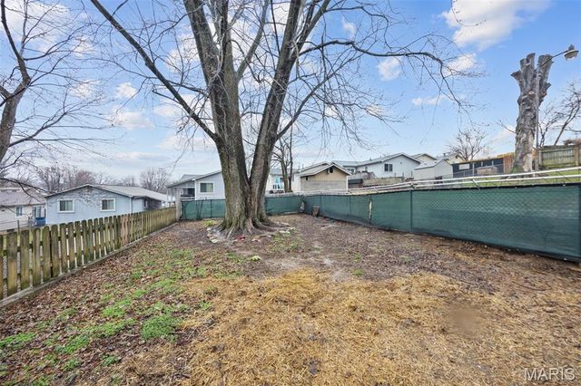 9946 Brook Avenue, St Louis, MO 63125