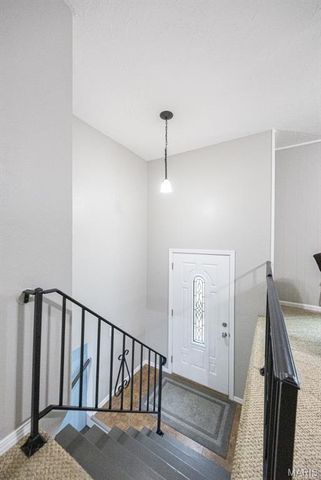 9946 Brook Avenue, St Louis, MO 63125