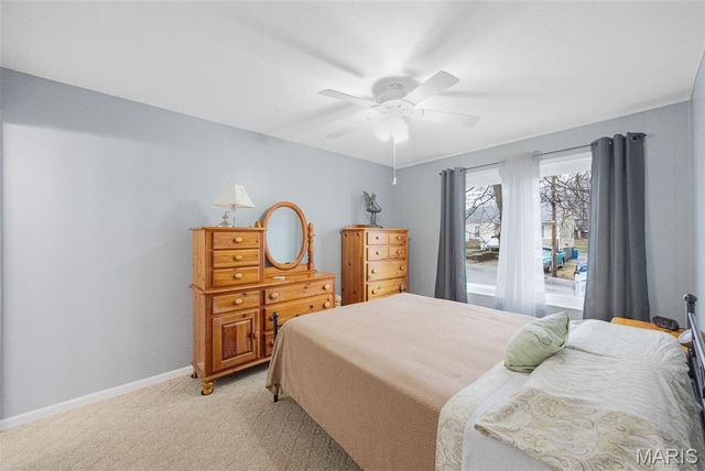 9946 Brook Avenue, St Louis, MO 63125