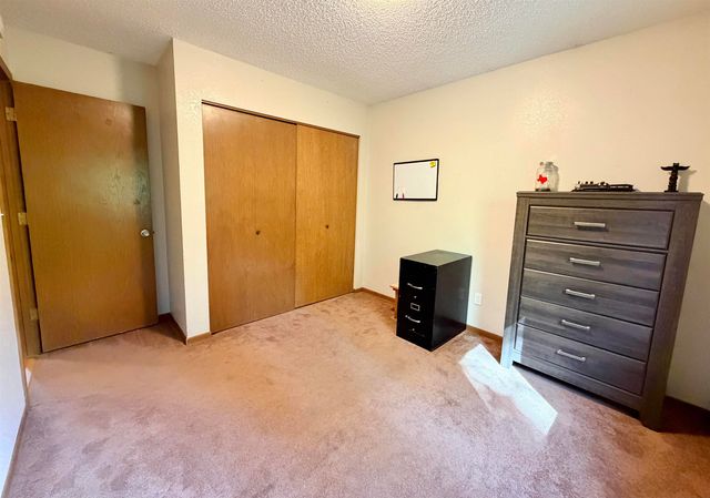 2733 SALMON COURT, North Pole, AK 99705