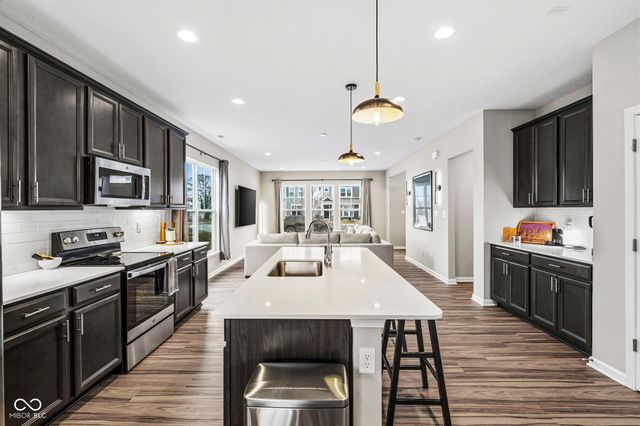 366 Steeples Boulevard, Indianapolis, IN 46222