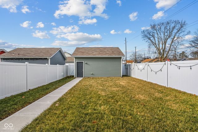 366 Steeples Boulevard, Indianapolis, IN 46222