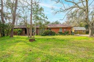 9103 Lazy Lane, Hitchcock, TX 77563