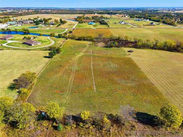 17624 S 49th West Avenue, Mounds, OK 74047