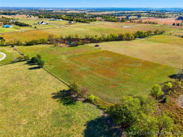 17624 S 49th West Avenue, Mounds, OK 74047