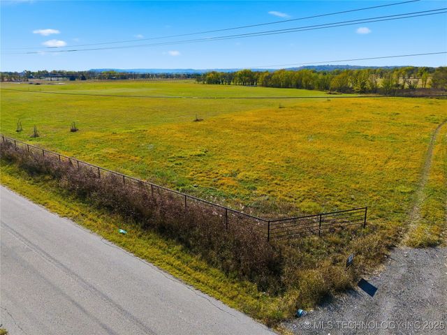 17624 S 49th West Avenue, Mounds, OK 74047