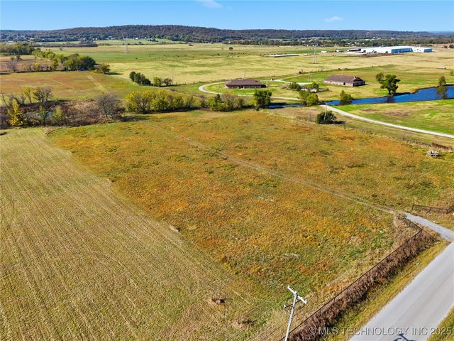 17624 S 49th West Avenue, Mounds, OK 74047