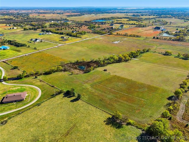 17624 S 49th West Avenue, Mounds, OK 74047