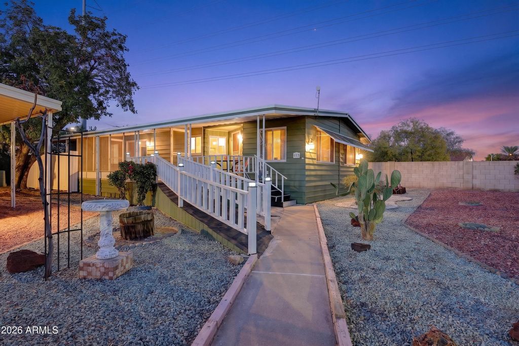 10960 N 67TH Avenue 213, Glendale, AZ 85304 — photo 2