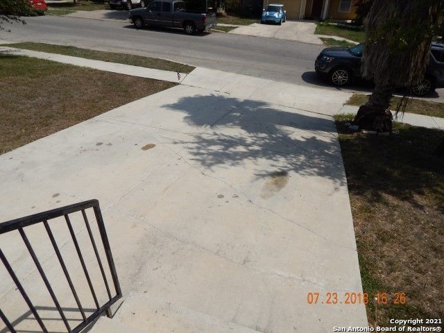 7127 Comet Manor, San Antonio, TX 78252