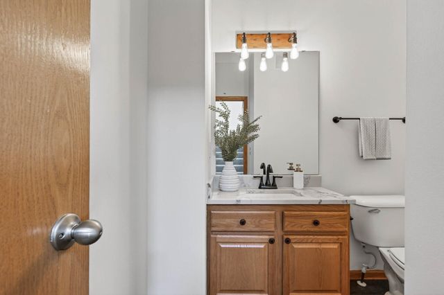 20061 Highview Avenue, Lakeville, MN 55044