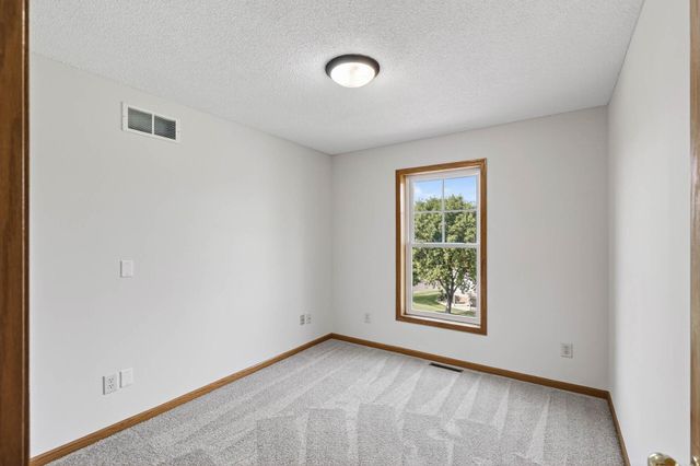 20061 Highview Avenue, Lakeville, MN 55044