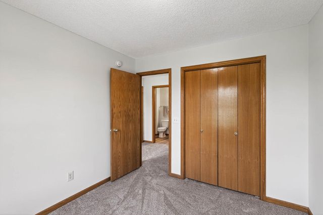 20061 Highview Avenue, Lakeville, MN 55044