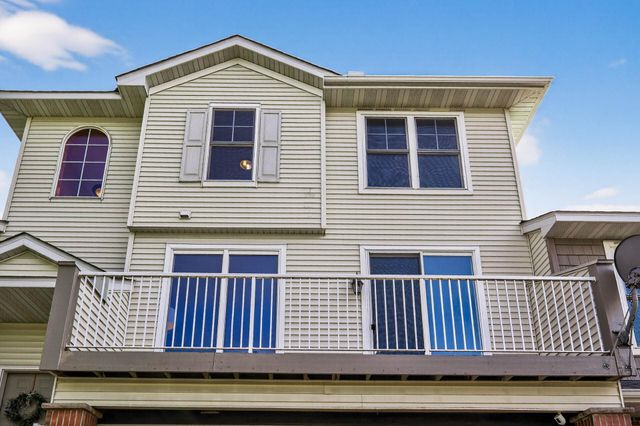 20061 Highview Avenue, Lakeville, MN 55044