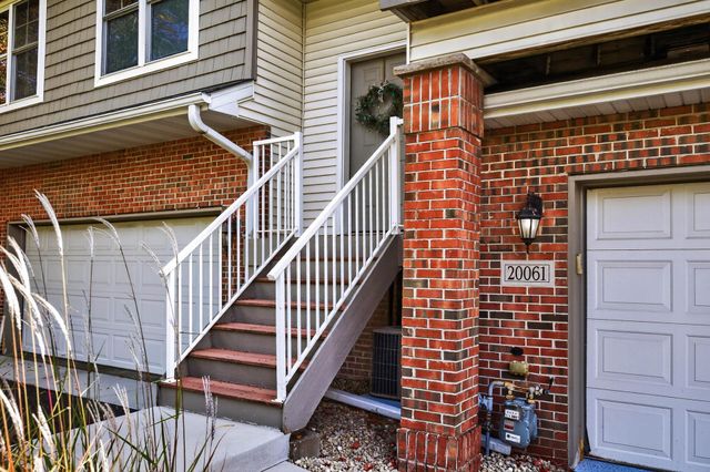 20061 Highview Avenue, Lakeville, MN 55044