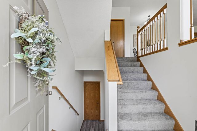 20061 Highview Avenue, Lakeville, MN 55044