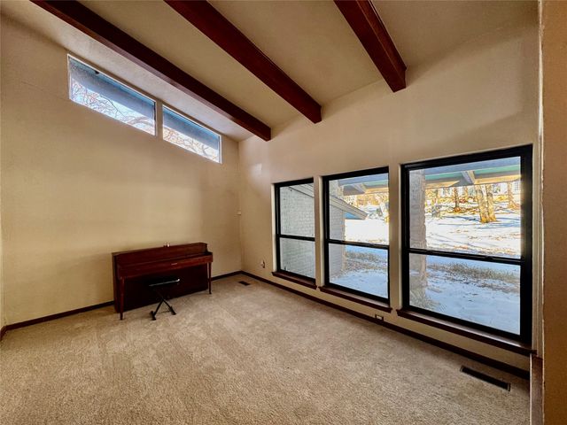 2000 Mill Creek Drive, Arlington, TX 76010