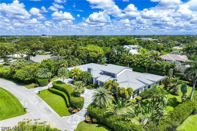 1300 Nautilus RD, Naples, FL 34102