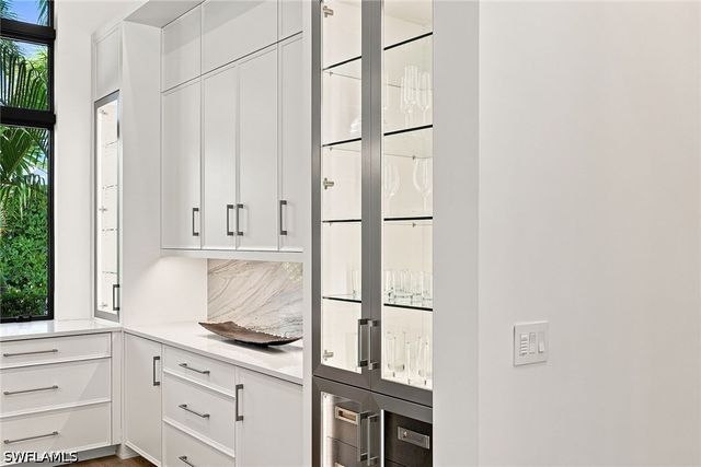 1300 Nautilus RD, Naples, FL 34102