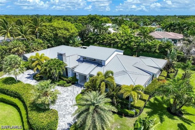 1300 Nautilus RD, Naples, FL 34102