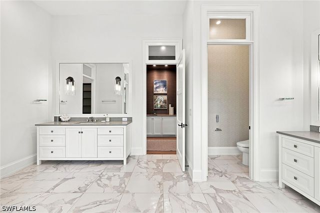 1300 Nautilus RD, Naples, FL 34102