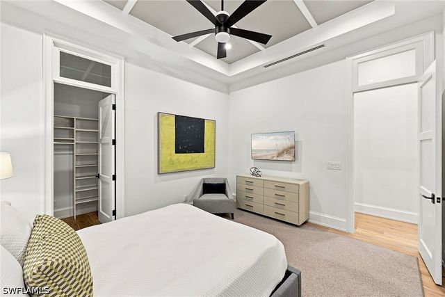 1300 Nautilus RD, Naples, FL 34102