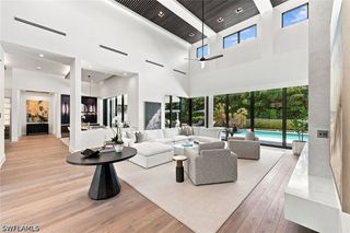 1300 Nautilus RD, Naples, FL 34102