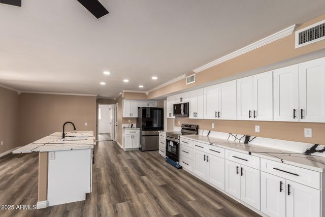 19229 N WELK Drive, Sun City, AZ 85373