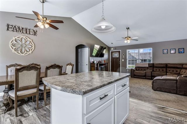 445 N Haven Drive, Farmington, MO 63640