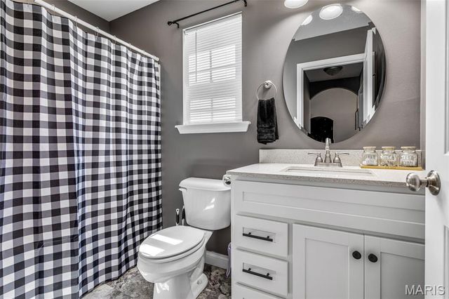 445 N Haven Drive, Farmington, MO 63640