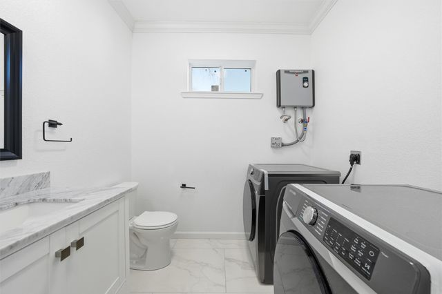 808 E Pecan Avenue, Waco, TX 76704