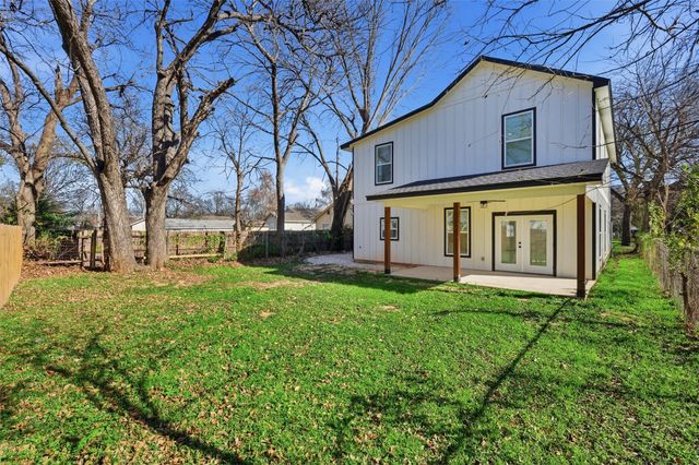 808 E Pecan Avenue, Waco, TX 76704
