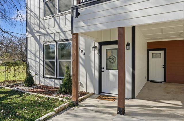 808 E Pecan Avenue, Waco, TX 76704