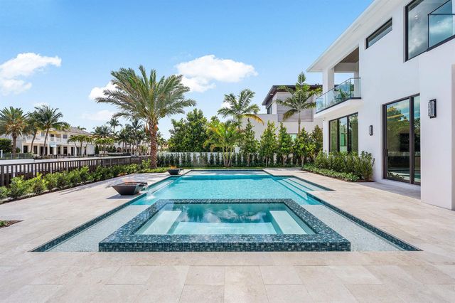 191 W Coconut Palm Road, Boca Raton, FL 33432