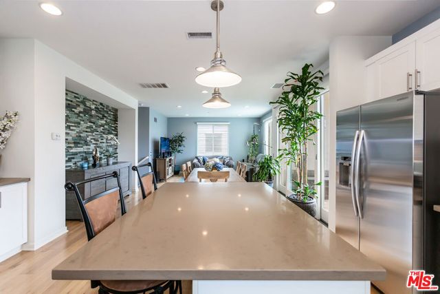 5547 Palm Drive, Hawthorne, CA 90250