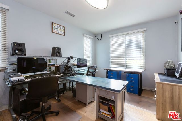 5547 Palm Drive, Hawthorne, CA 90250
