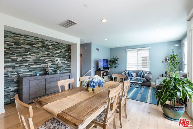 5547 Palm Drive, Hawthorne, CA 90250