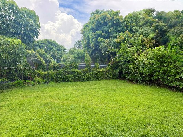 920 SW 9th Ct 1, Miami, FL 33130