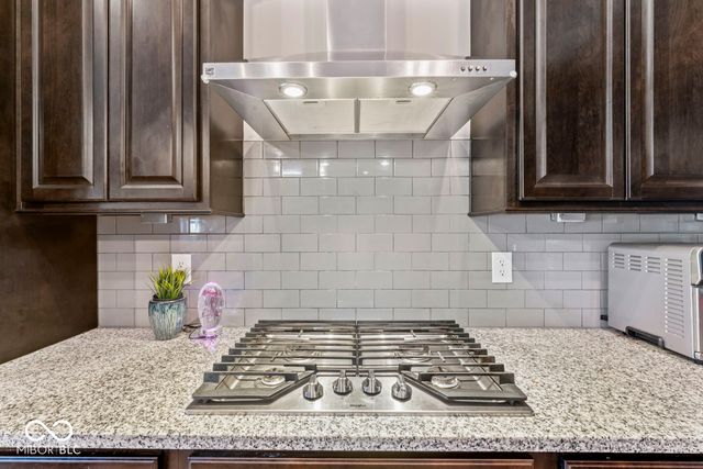 10780 Creekbed Circle, Fishers, IN 46038