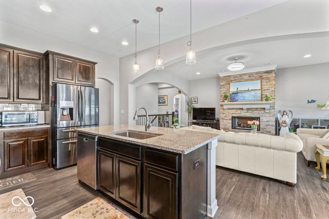 10780 Creekbed Circle, Fishers, IN 46038