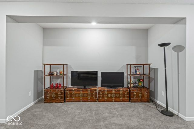 10780 Creekbed Circle, Fishers, IN 46038