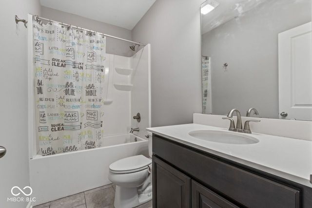 10780 Creekbed Circle, Fishers, IN 46038