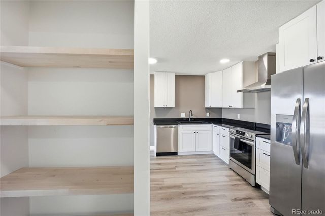 9335 E Center Avenue 10C, Denver, CO 80247