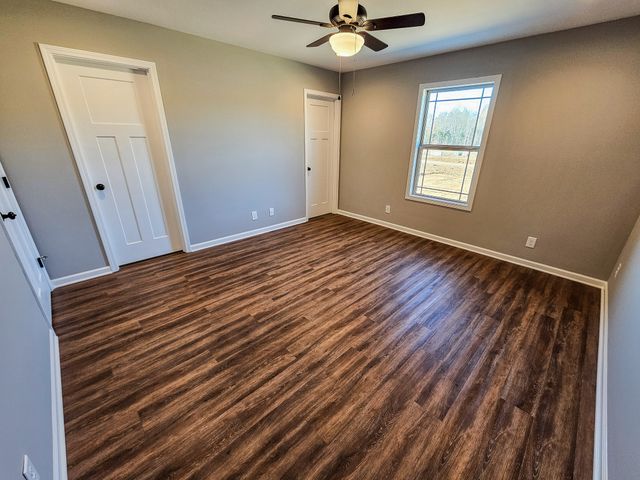 1505 Green Ln, Shelbyville, TN 37160