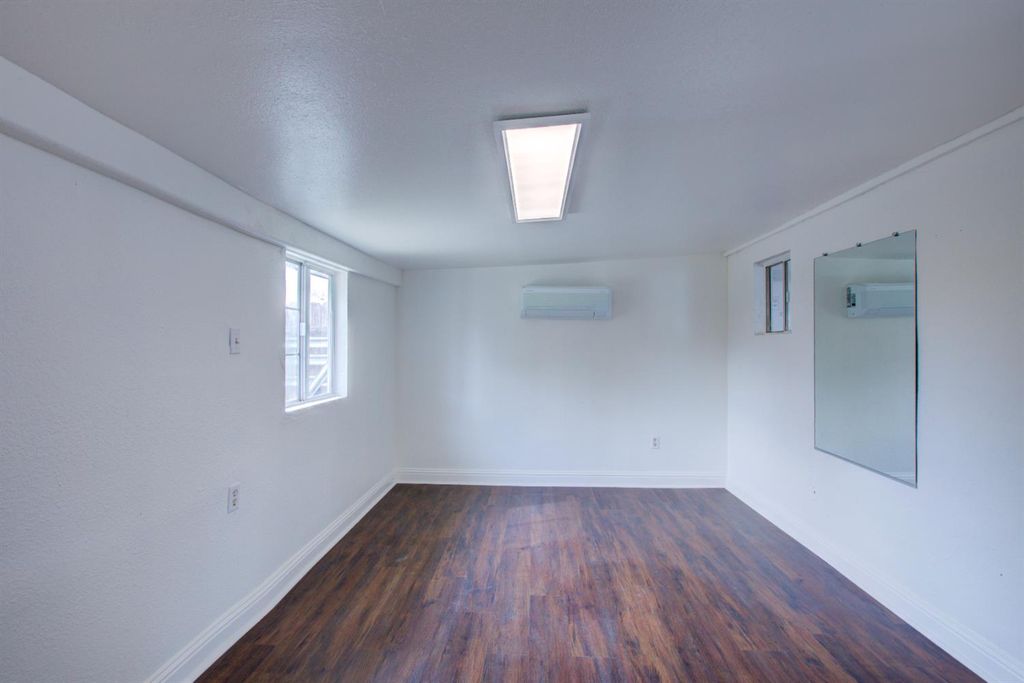 Image 20 of property listing at 1241 6th, Atwater, CA 95301