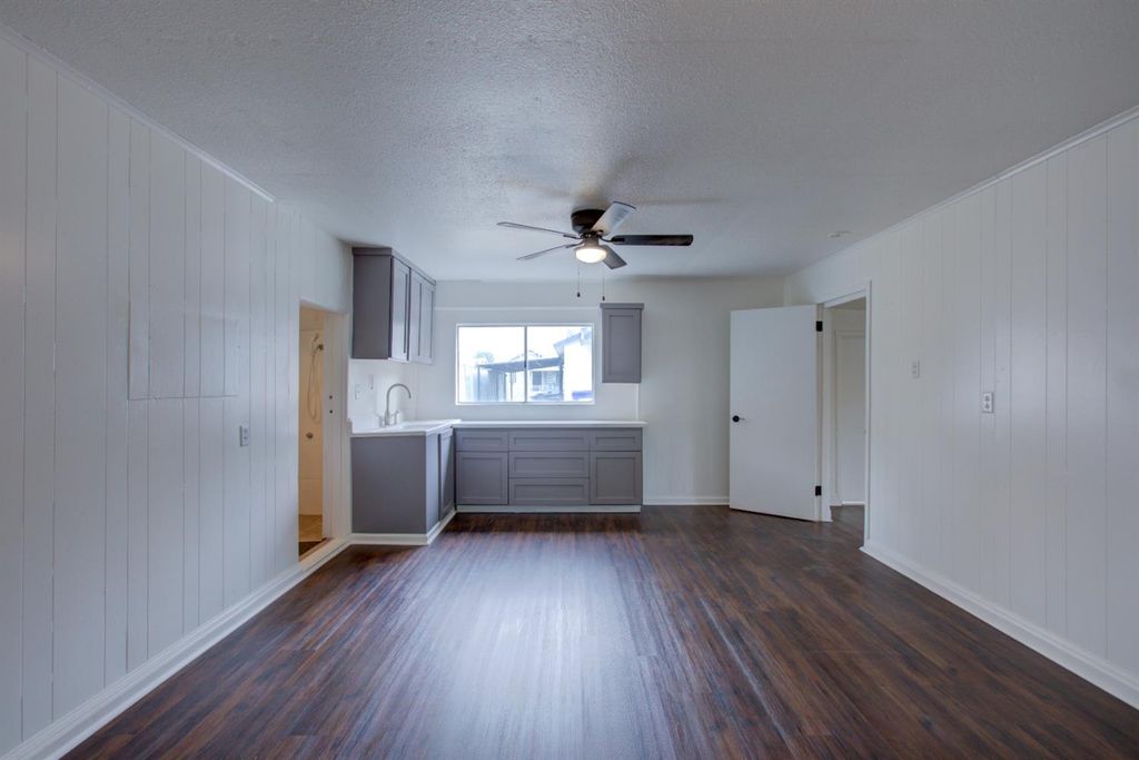 Image 51 of property listing at 1241 6th, Atwater, CA 95301