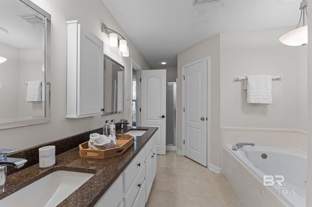 9158 Ashley Court, Daphne, AL 36526