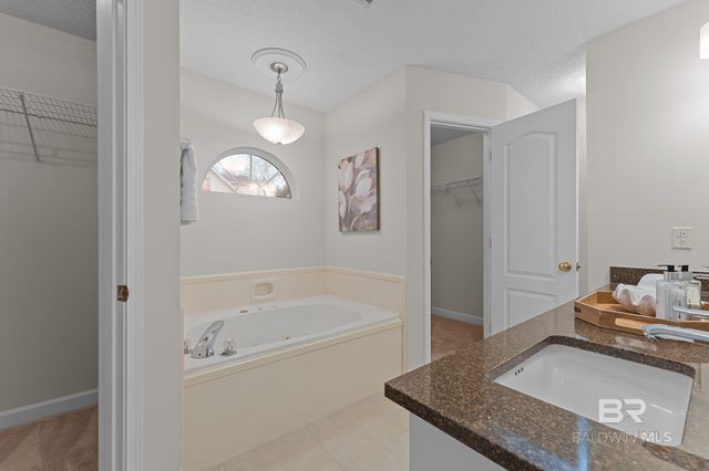 9158 Ashley Court, Daphne, AL 36526