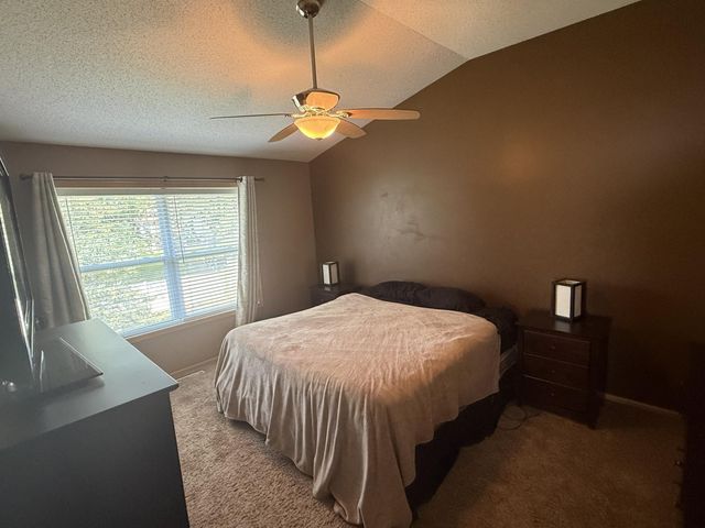 728 Newberry Lane, Chaska, MN 55318
