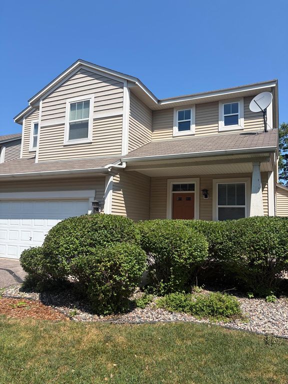 728 Newberry Lane, Chaska, MN 55318 — exterior